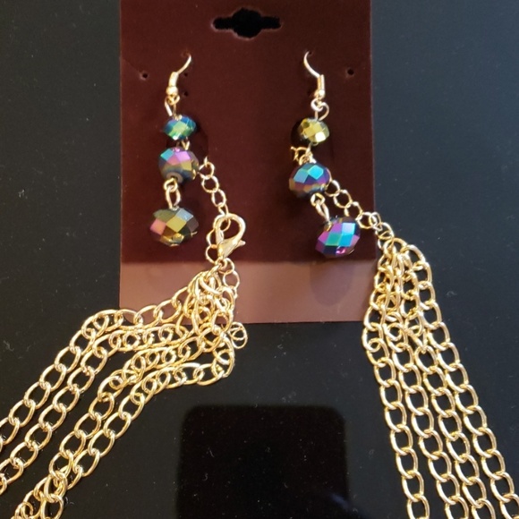 NWOT Necklace and Earrings - Picture 2 of 3
